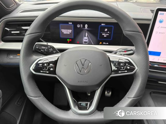 Volkswagen Tourang id 4271614 из Китая 16