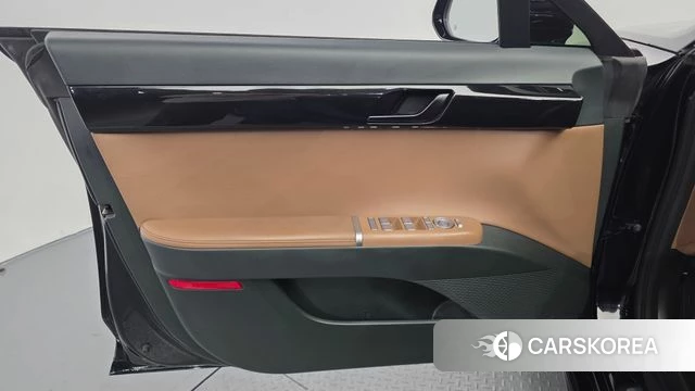Hyundai Grandeur Hybrid (GN7) id 4941744 из Кореи 16