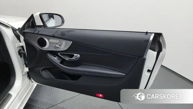 Mercedes-Benz C-Class W205 id 4605021 из Кореи 16