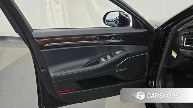 Genesis G90 id 4446184 из Кореи 16