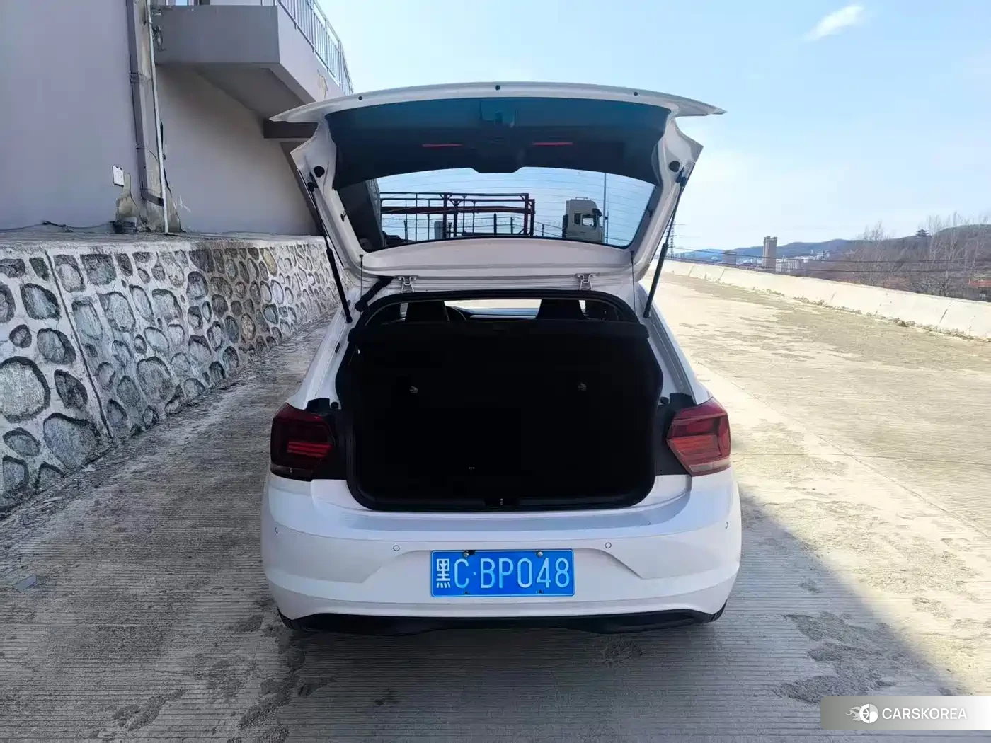 Volkswagen Polo id 4599522 из Китая 16