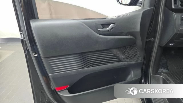 Hyundai Staria id 4657254 из Кореи 16