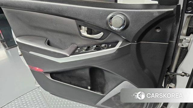 Ssangyong New Style Korando C id 4776491 из Кореи 16