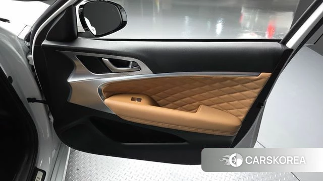 Genesis The New G70 Shooting Brake id 4768613 из Кореи 16