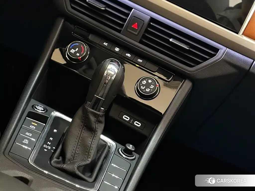 Volkswagen Bora id 4570738 из Китая 16