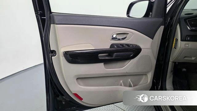 Kia The New Carnival id 4331134 из Кореи 16