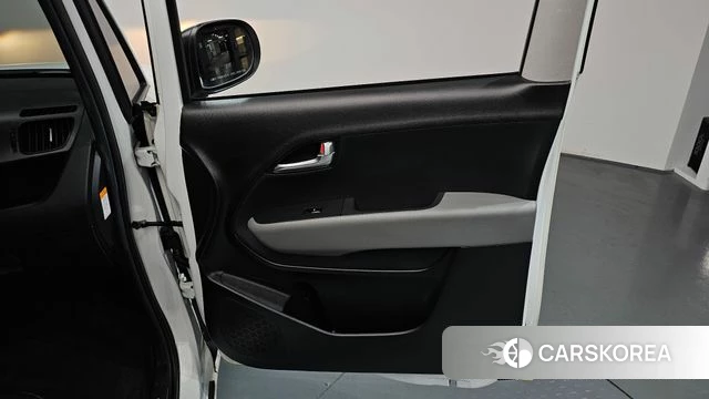 Kia The New Kia Ray EV id 4315551 из Кореи 16