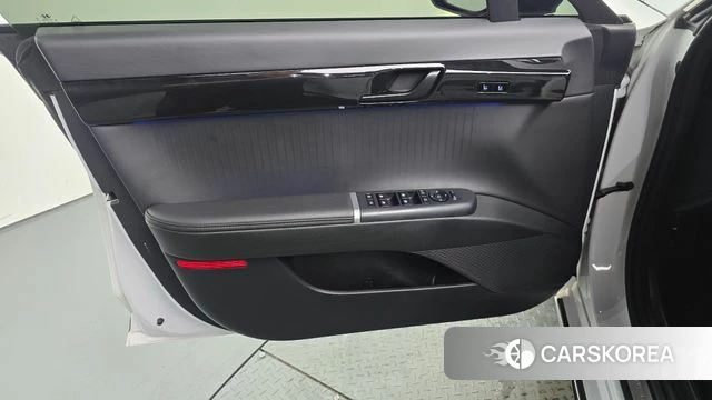 Hyundai Grandeur (GN7) id 4630896 из Кореи 16