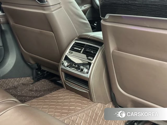 BMW 7 series id 4341730 из Китая 16