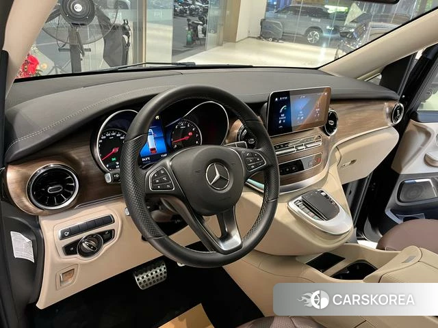 Mercedes-Benz V-class id 4290337 из Китая 16