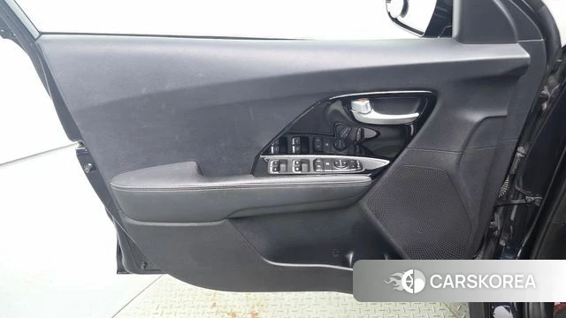 Kia Niro id 4836956 из Кореи 16