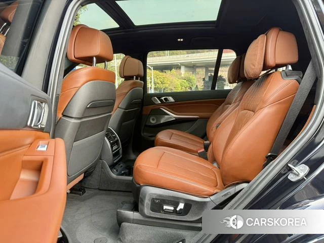 BMW X7 id 4274698 из Китая 16