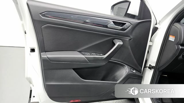 Volkswagen T-Roc id 4445389 из Кореи 16