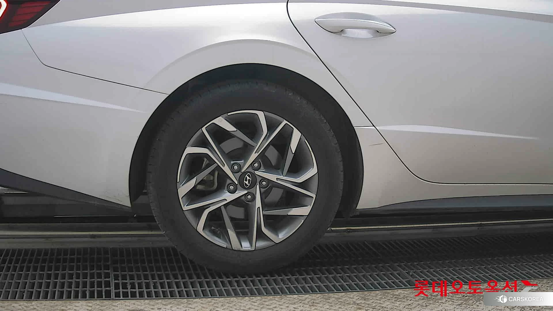 Hyundai Sonata id 4289342 из Кореи 16