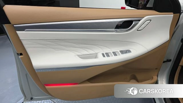 Hyundai The New Grandeur IG Hybrid id 4683989 из Кореи 16