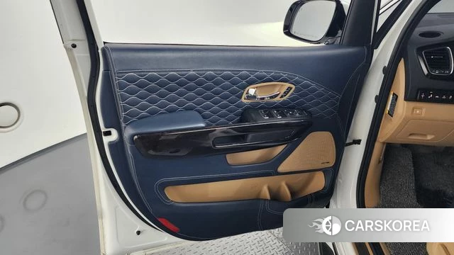 Kia The New Carnival id 4482803 из Кореи 16