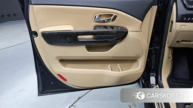 Kia The New Carnival id 4781029 из Кореи 16