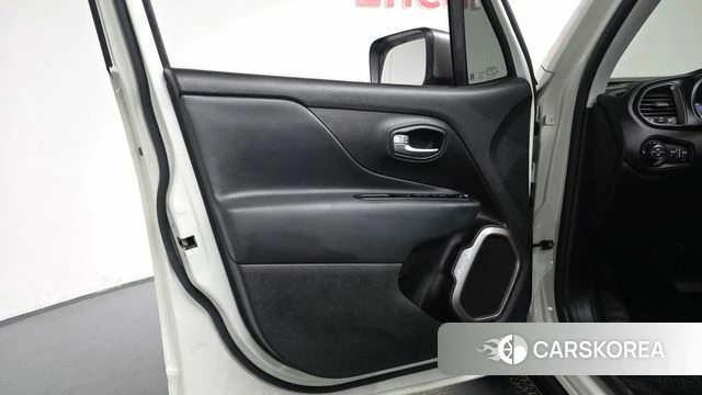 Jeep Renegade id 4434088 из Кореи 16