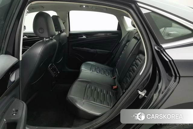 Volkswagen Passat id 4210330 из Китая 15