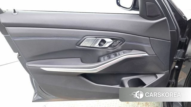 BMW 3 Series (G20) id 4784429 из Кореи 16