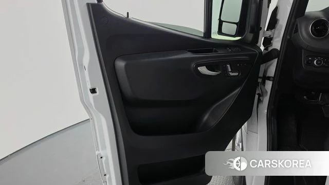 Mercedes-Benz Sprinter id 4706381 из Кореи 16