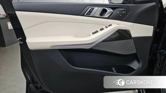 BMW X7 (G07) id 4705909 из Кореи 16
