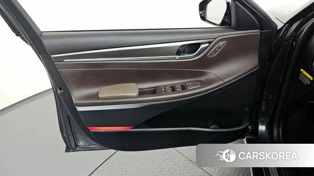 Hyundai Grandeur IG id 4430404 из Кореи 16