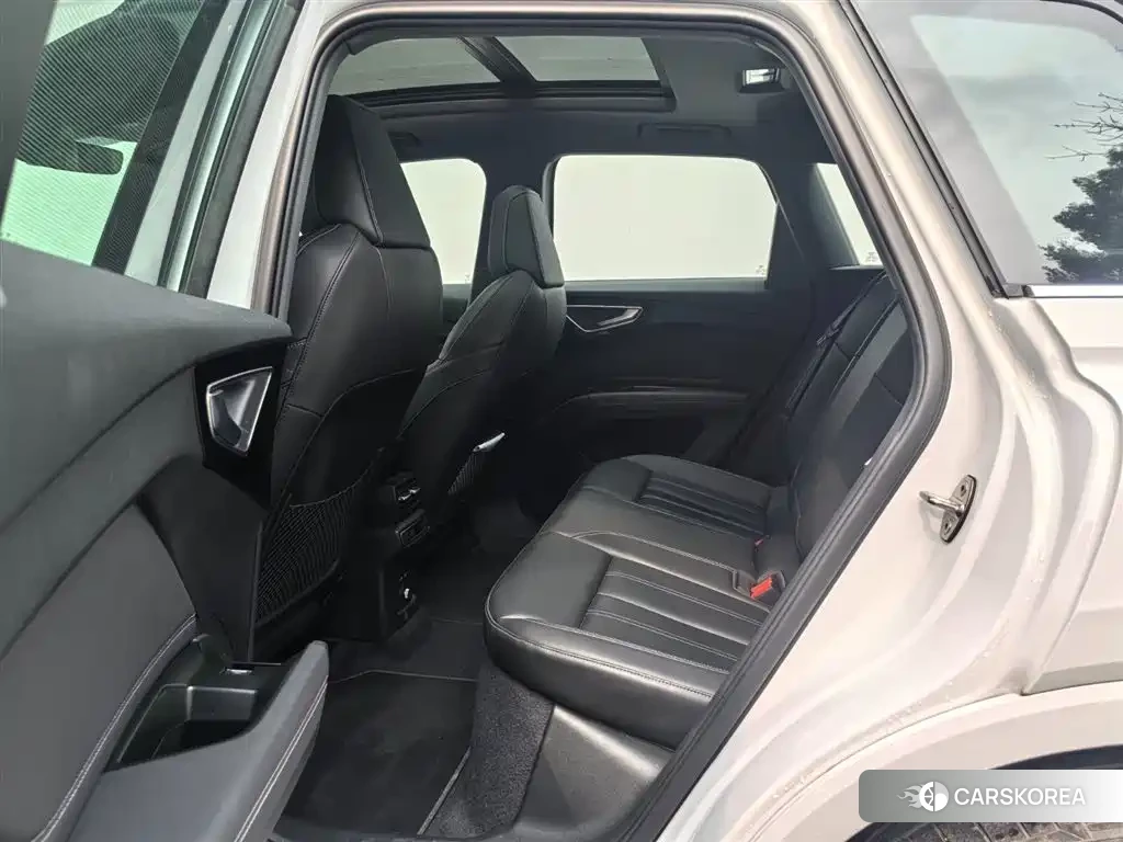 Audi Q4 e-tron id 4679510 из Китая 16