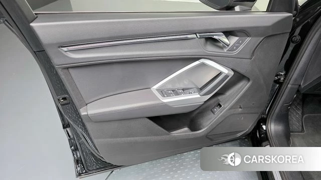 Audi Q3 (F3) id 4187806 из Кореи 16