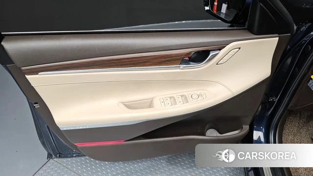 Hyundai Grandeur IG Hybrid id 4417335 из Кореи 16