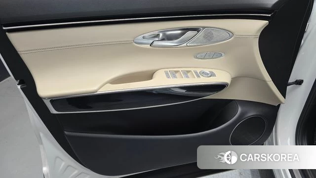 Genesis GV70 id 4650978 из Кореи 16