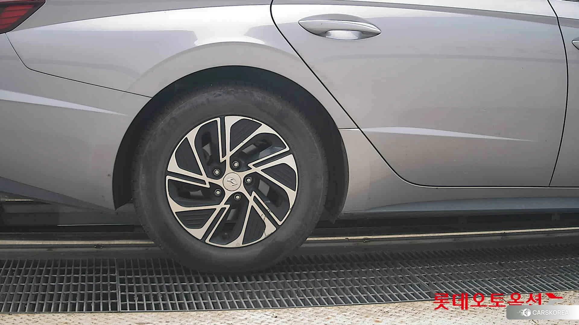 Hyundai Sonata Hybrid id 4902507 из Кореи 16