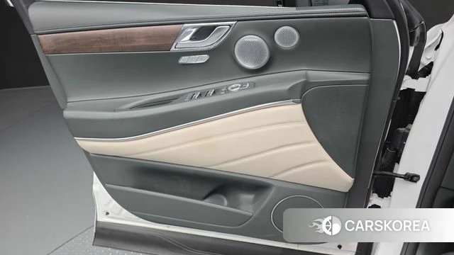 Genesis GV80 id 4194437 из Кореи 16