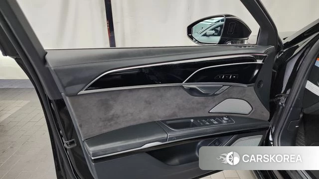 Audi A8 (D5) id 4562799 из Кореи 16
