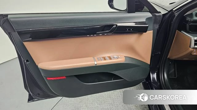 Hyundai Grandeur Hybrid (GN7) id 4223404 из Кореи 16