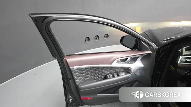 Genesis G70 id 4620177 из Кореи 16