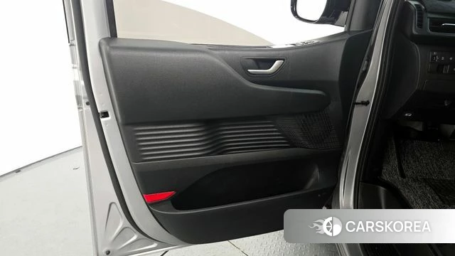 Hyundai Staria id 4281461 из Кореи 16