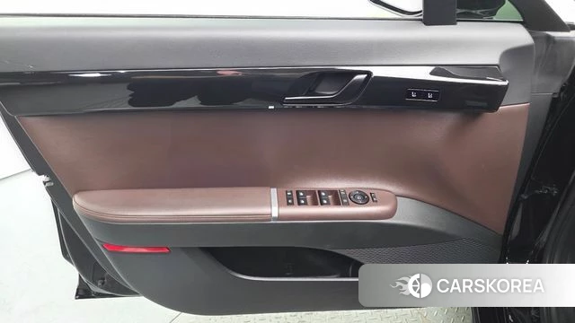 Hyundai Grandeur Hybrid (GN7) id 4481046 из Кореи 16