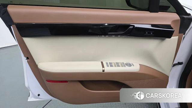 Hyundai Grandeur (GN7) id 4281515 из Кореи 16
