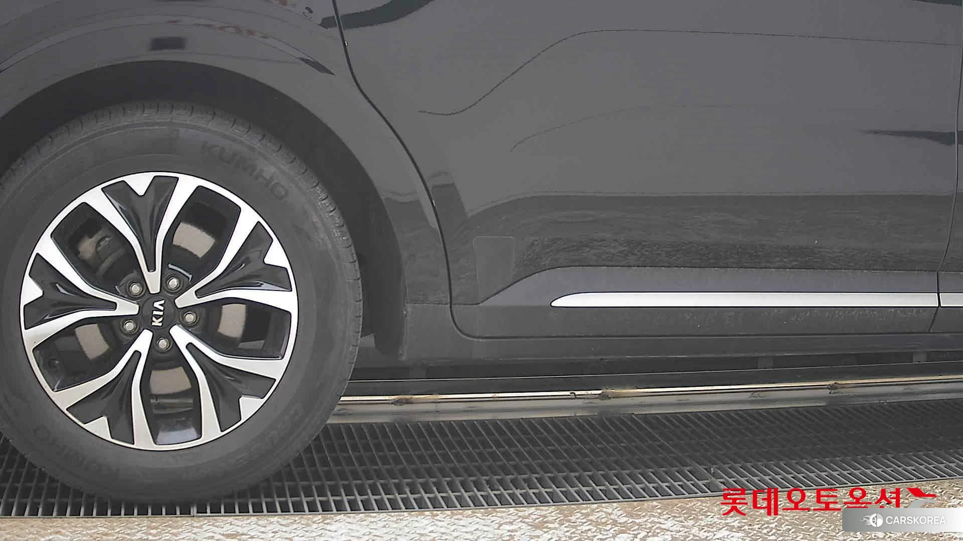 Kia Carnival id 3888380 из Кореи 16