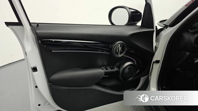 Mini Cooper S id 4720354 из Кореи 16