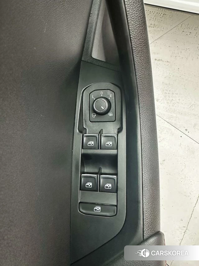 Skoda Krok id 4374713 из Китая 16