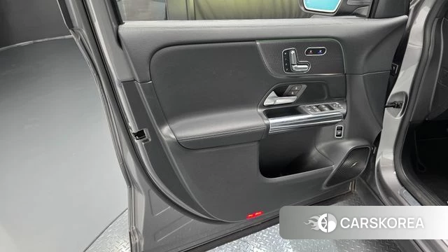 Mercedes-Benz EQA H243 id 4267834 из Кореи 16