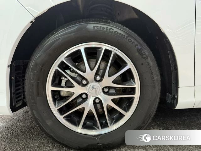 Honda Odyssey id 4261942 из Китая 16