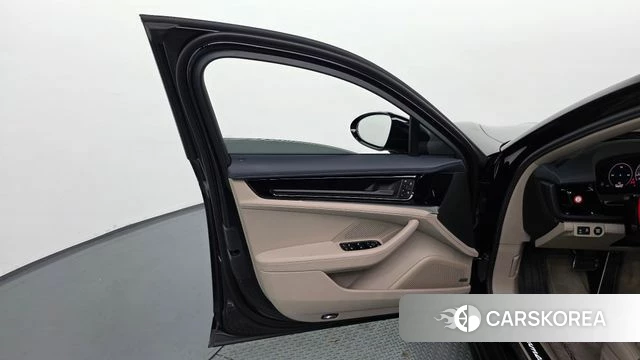 Porsche Panamera (976) id 4266293 из Кореи 16
