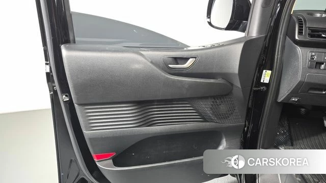 Hyundai Staria id 4533476 из Кореи 16