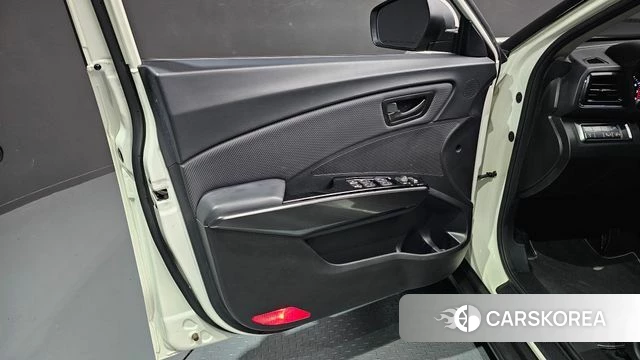 Ssangyong Berry New Tivoli id 4416354 из Кореи 16