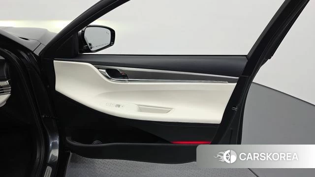 Hyundai The New Grandeur IG id 4550101 из Кореи 16