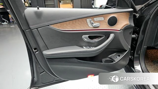 Mercedes-Benz E-Class W213 id 4361657 из Кореи 16