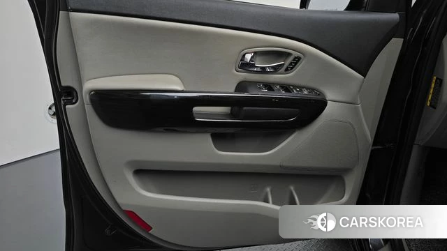 Kia The New Carnival id 4351140 из Кореи 16